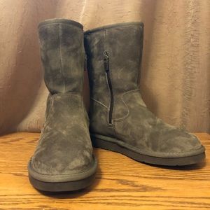 Never been worn. Brand new